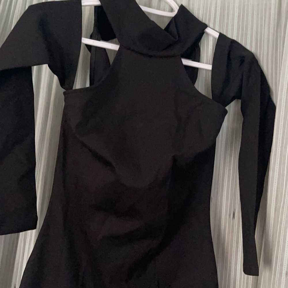 Little black Dress with arms